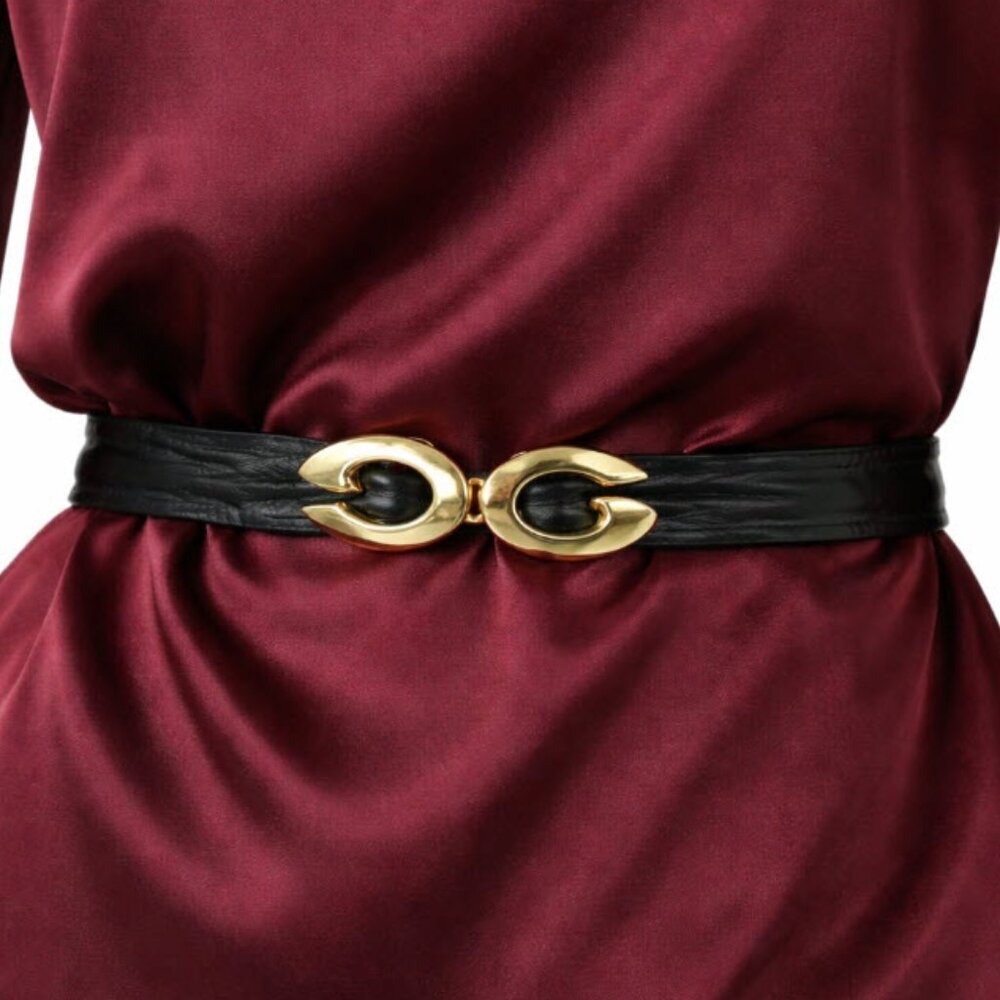 Black Leather Waist Belt Gold Clip Buckle Adjustable 36/37” Classic